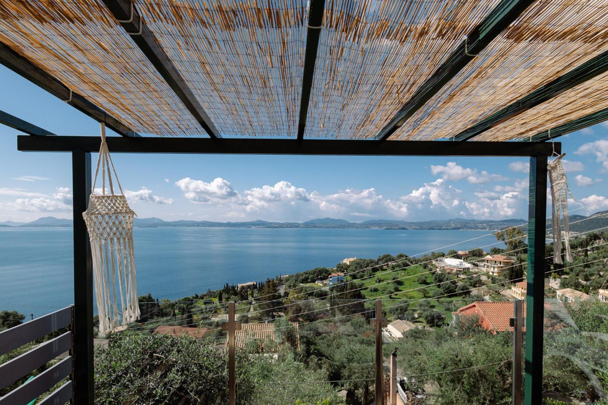 The Greystone Seaview House By Konnect Vila Nisaki  Exterior foto